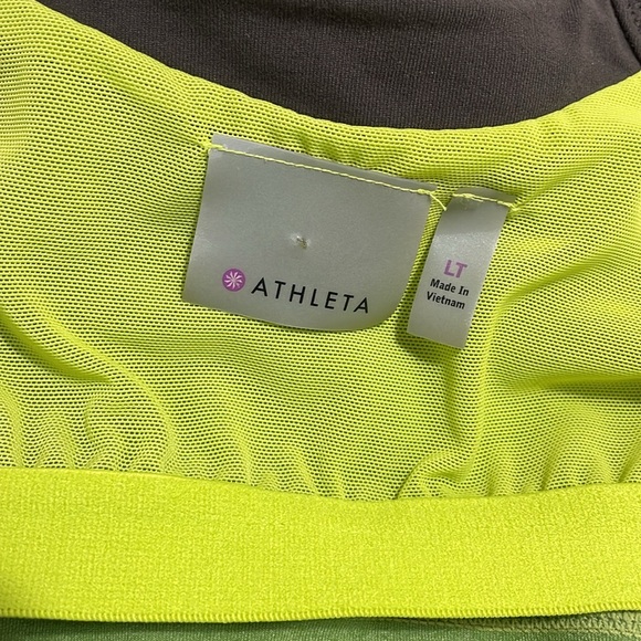 Athleta Built In Bra Scrunch Ruched Activewear Athletic Tank Top Size LT Green - Picture 10 of 12